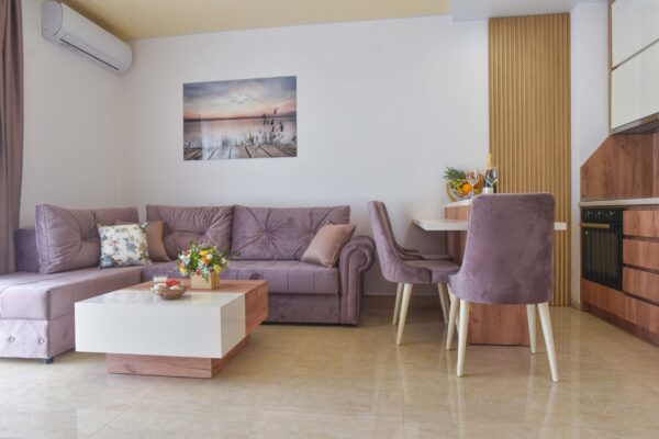 Two apartments, 43 m2 Becici, Budva